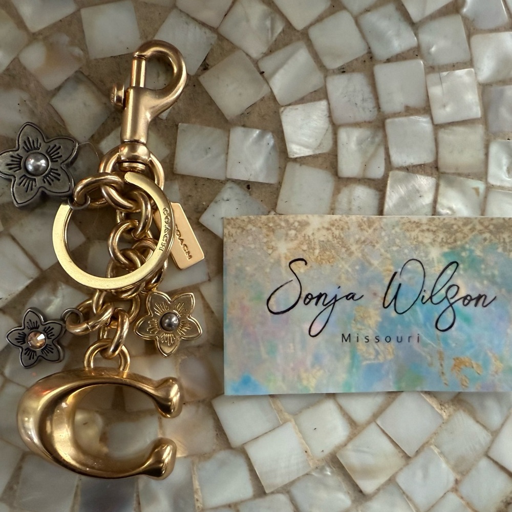 Coach Signature C & Daisy Crystal WildFlower Tea Rose Mix Bag Charm.